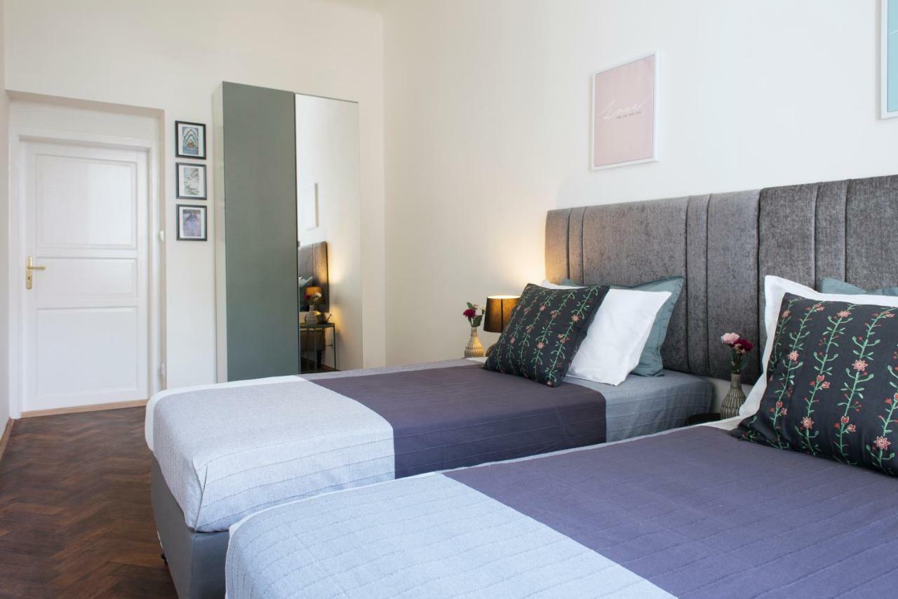 Kent Ridge Loft Apartment Praha Bagian luar foto