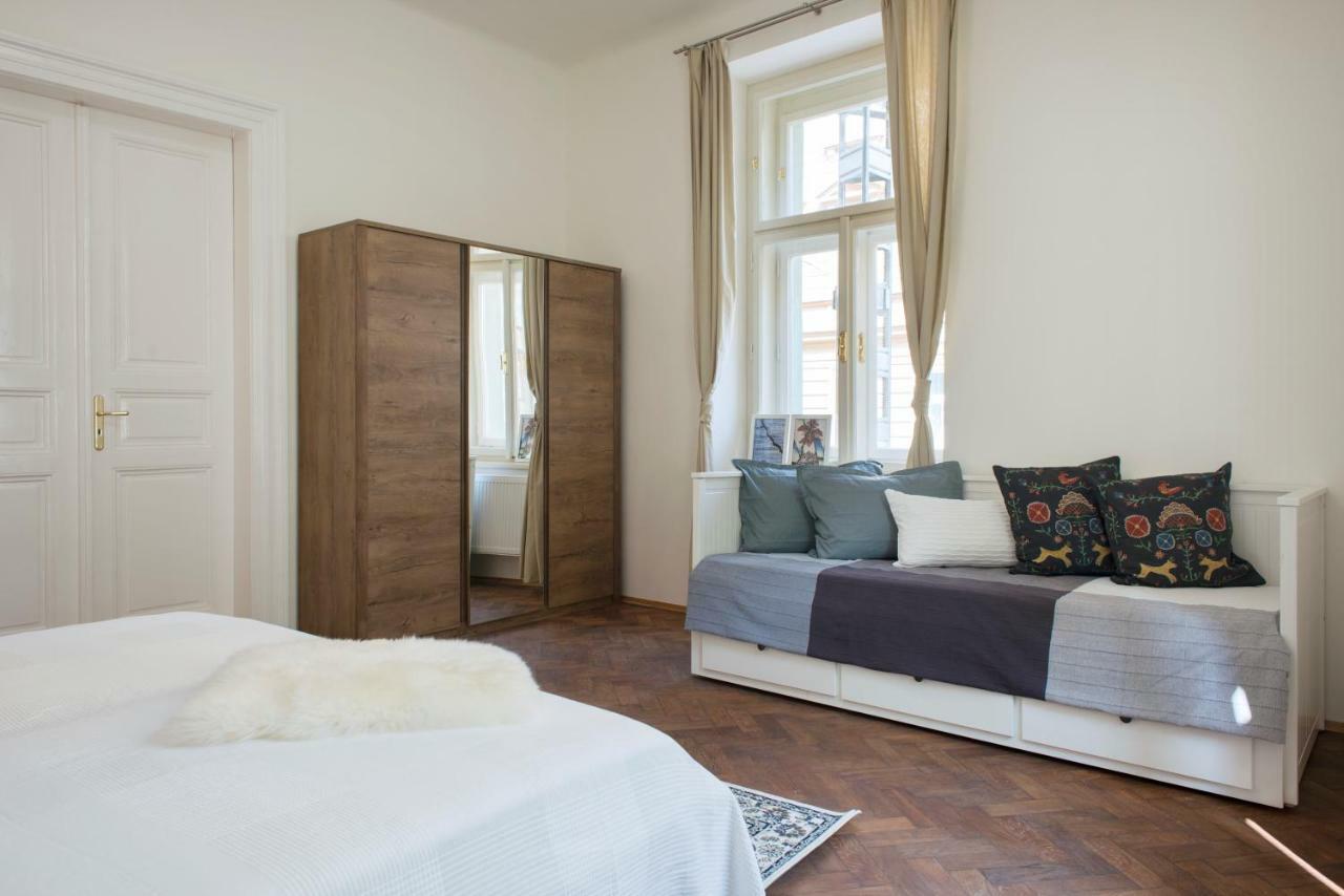 Kent Ridge Loft Apartment Praha Bagian luar foto